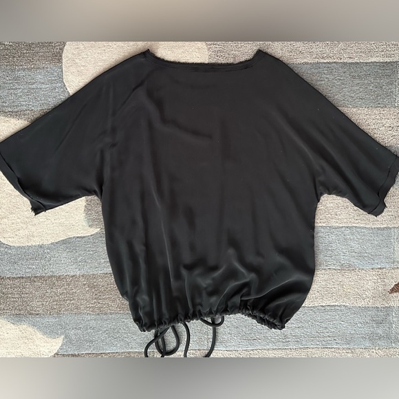 7 for All Mankind 1/2 Sleeve Black Silk Raw Edge Boxy Top Drawstring Chunky Cord - Picture 4 of 5